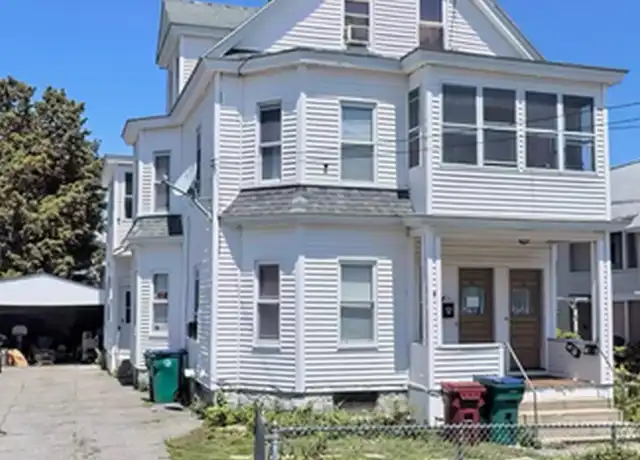 Property at 56 2nd Ave Unit 2nd Floor, Lowell, MA, 01854, 3 beds, 1 bath, [object Object]