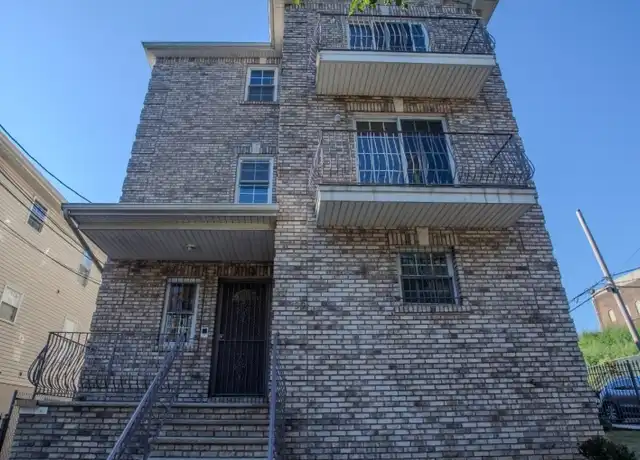 Property at 90-92 W Kinney St Unit 1, Newark, NJ, 07102, 2 beds, 1 bath, [object Object]
