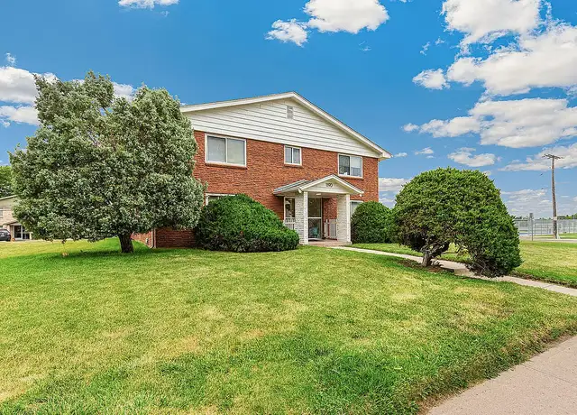 Photo of 1150 S Allison St, Lakewood, CO 80232