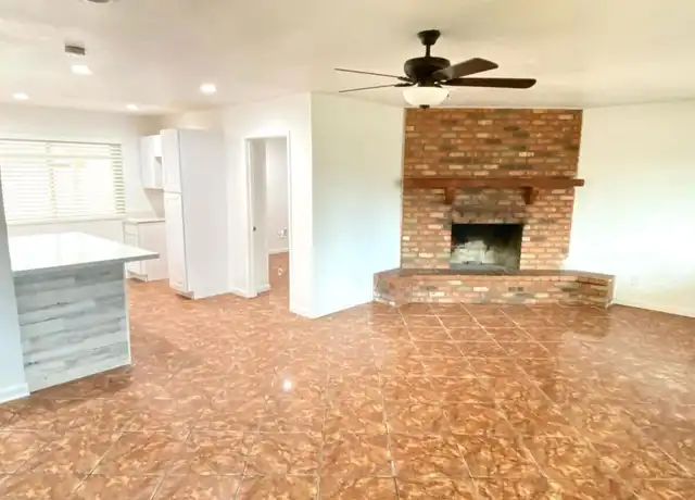 Property at 8442 W Devonshire Ave, Phoenix, AZ, 85037, 3 beds, 2 baths, [object Object]