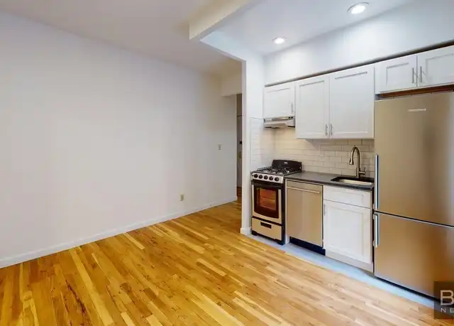 Property at 415 E 73rd St Unit 1A, New York, NY, 10021, 1 bed, 1 bath, [object Object]