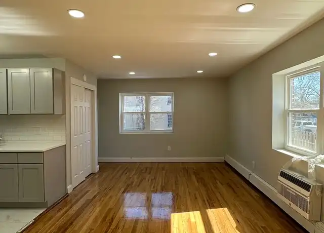 Property at 346 Franklin Pl Unit 10, Plainfield, NJ, 07060, 0 beds, 1 bath, [object Object]