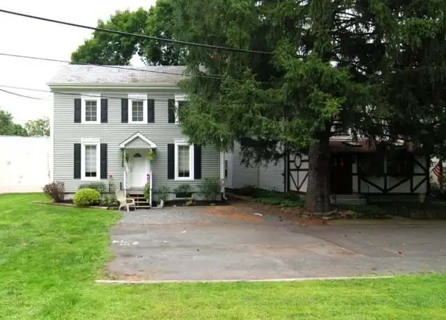 Property at 25 Front St Unit B, Frenchtown, NJ, 08825, 2 beds, 1 bath, [object Object]