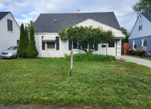 Property at 22828 Almond Ave, Eastpointe, MI, 48021, 3 beds, 2 baths, [object Object]