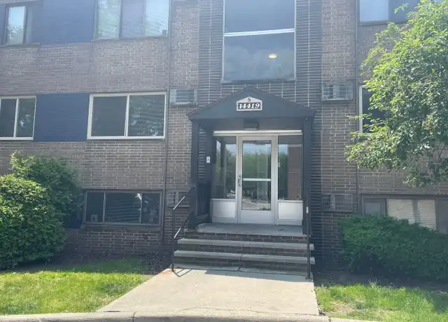 Property at 14411 Triskett Rd Unit S201, Cleveland, OH, 44111, 2 beds, 1 bath, [object Object]
