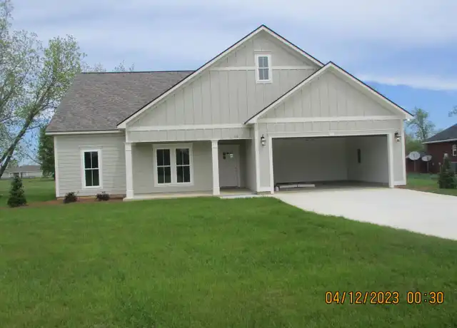 Property at 122 Chelmsford Ct, Leesburg, GA, 31763, 4 beds, 2 baths, [object Object]