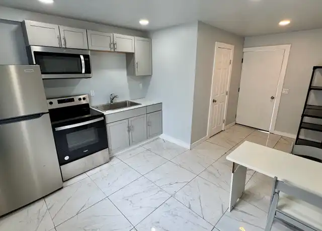 Property at 2115 Broadway St, Galveston, TX, 77550, 0 beds, 1 bath, [object Object]