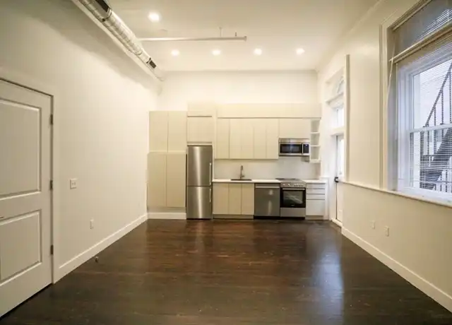 Property at 132 Temple St Unit 204, New Haven, CT, 06510, 0 beds, 1 bath, [object Object]