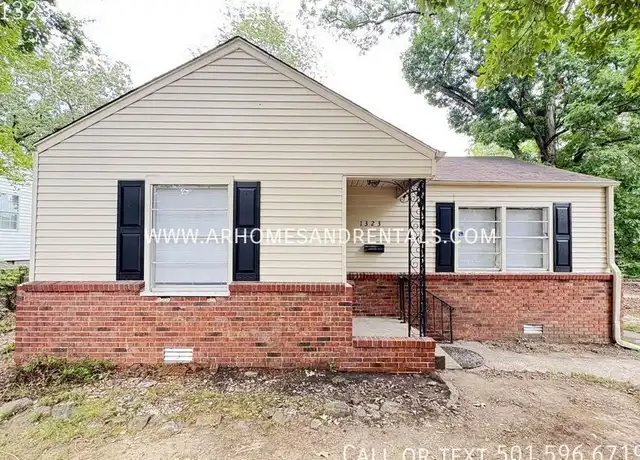 Property at 1323 S Harrison St, Little Rock, AR, 72204, 4 beds, 2 baths, [object Object]