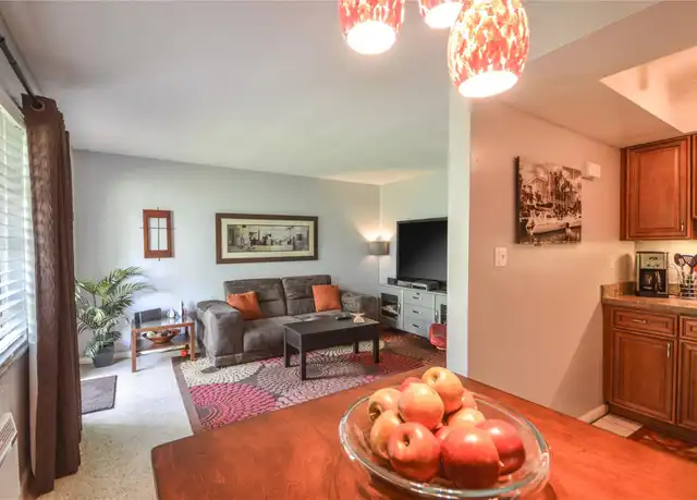 Property at 1635 NE 5th Ct Unit B, Fort Lauderdale, FL, 33301, 1 bed, 1 bath, [object Object]