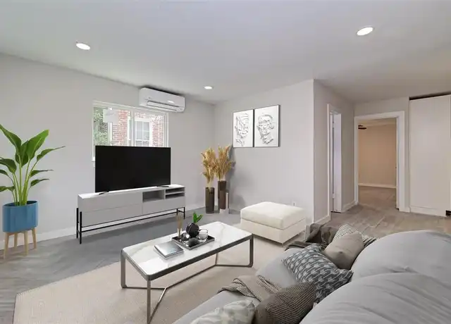 Property at 1747 Wroxton Ct Unit 1, Houston, TX, 77005, 1 bed, 1 bath, [object Object]