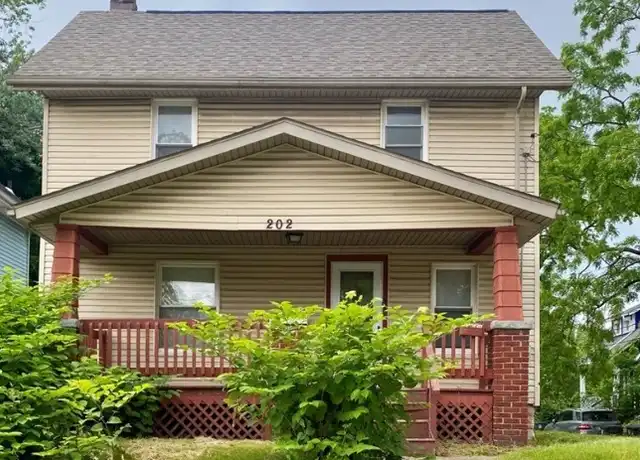 Property at 202 Denver St, Akron, OH, 44305, 4 beds, 1 bath, [object Object]