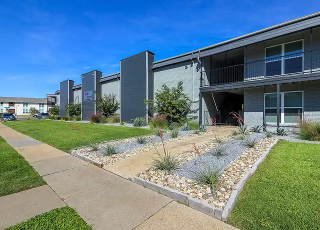 Property at Brix Apartments - 5151 Vandelia St, Dallas, TX, 75235, 0-2 beds, 1-2 bath, [object Object]
