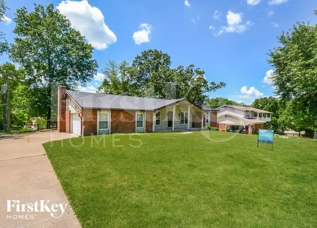 Property at 1146 Arroya Trl, Ellisville, MO, 63011, 4 beds, 2 baths, [object Object]