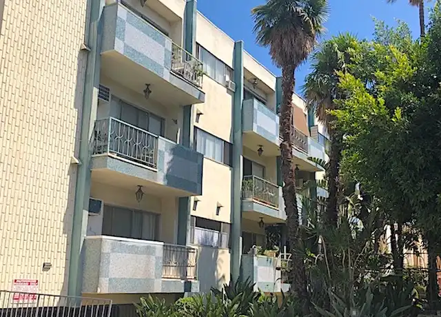 Property at 428 Hayworth Ave Unit 109, Los Angeles, CA, 90048, 1 bed, 1 bath, [object Object]
