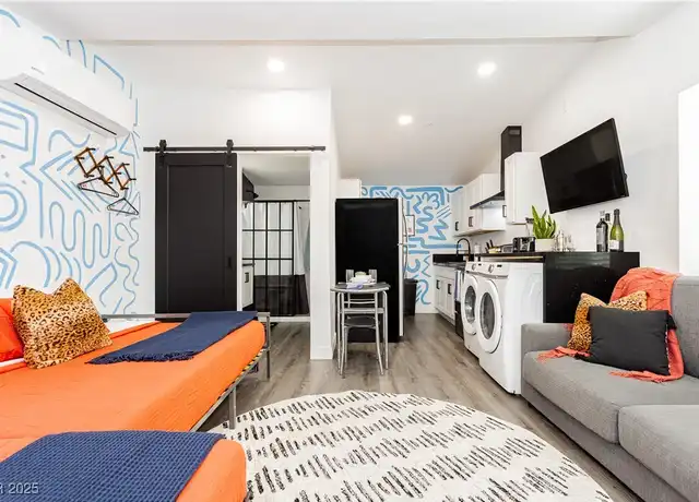 Property at 522 E Saint Louis Ave, Las Vegas, NV, 89104, 0 beds, 1 bath, [object Object]