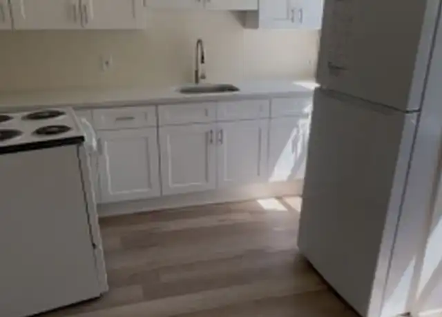 Property at 100 Washington St Unit U 1, Stewartsville, NJ, 08886, 1 bed, 1 bath, [object Object]