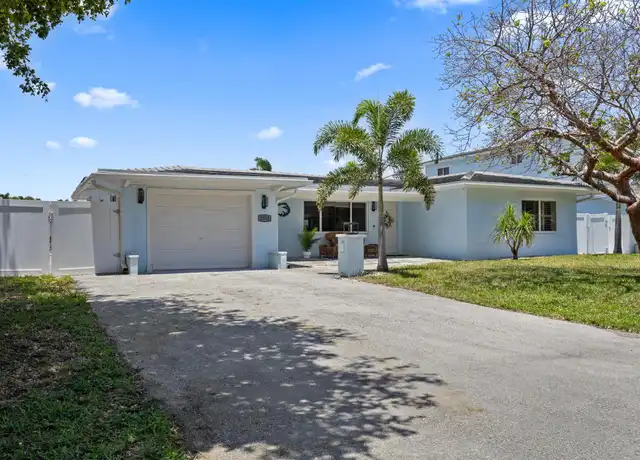 Property at 2333 SE 11th St, Pompano Beach, FL, 33062, 3 beds, 2 baths, [object Object]