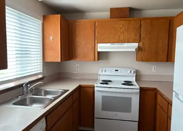 Property at 12115 112th Ave E Unit 12117, South Hill, WA, 98374, 3 beds, 2 baths, [object Object]