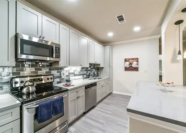 Property at 1711 Old Spanish Trl #328, Houston, TX, 77054, 2 beds, 2 baths, [object Object]