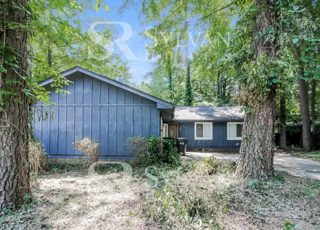 Property at 1049 Pineborough Rd, Charlotte, NC, 28212, 3 beds, 2 baths, [object Object]