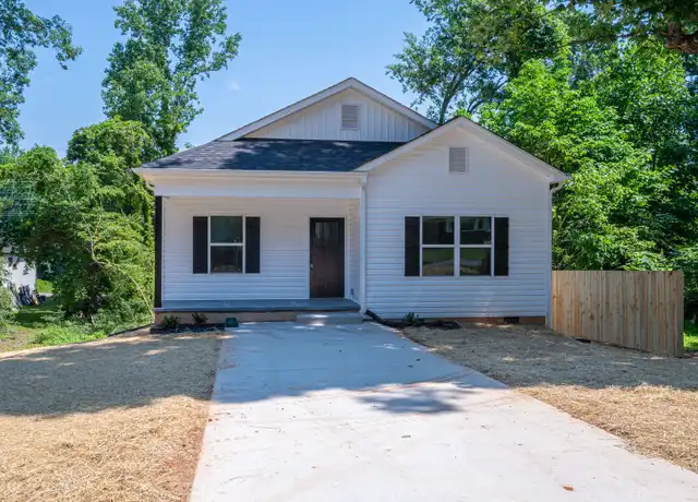Property at 2428 11th Ave SW, Hickory, NC, 28602, 3 beds, 2 baths, [object Object]