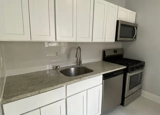Property at 6412 Park Ave Unit 4D, West New York, NJ, 07093, 2 beds, 1 bath, [object Object]