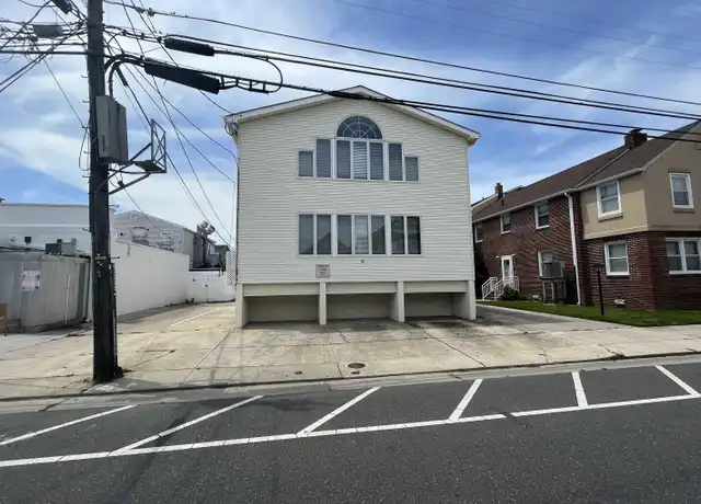 Property at 6 N Adams Ave #1, Margate City, NJ, 08402, 2 beds, 2 baths, [object Object]