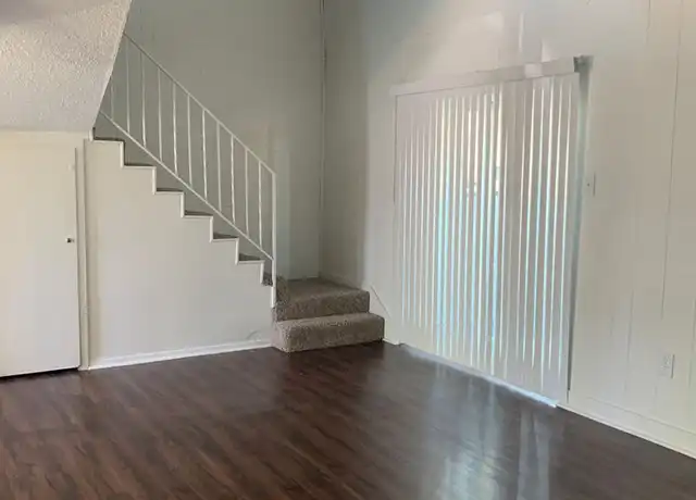 Property at 3206 Green Tee Dr Unit 3216-105, Pantego, TX, 76013, 2 beds, 1.5 baths, [object Object]