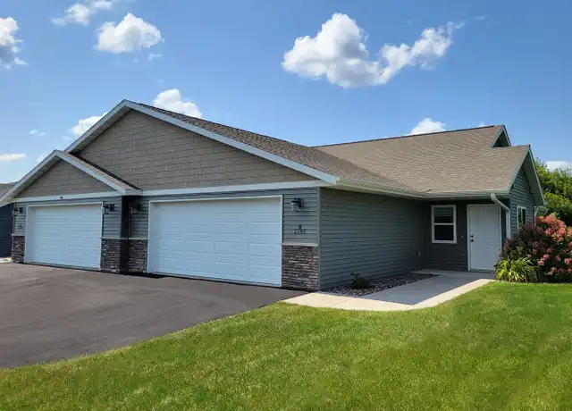 Property at 2749 Ridgewood St Unit 2749-B, Menomonie, WI, 54751, 2 beds, 1 bath, [object Object]
