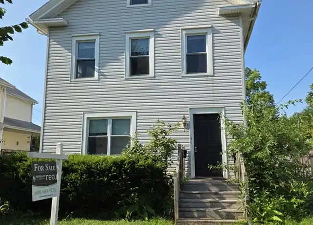 Property at 181 E 1st St Unit 181 1/2, Fond du Lac, WI, 54935, 2 beds, 1 bath, [object Object]