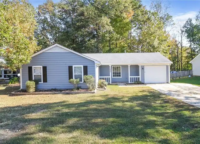 Property at 1620 Stoneybrook Dr, High Point, NC, 27265, 3 beds, 2 baths, [object Object]