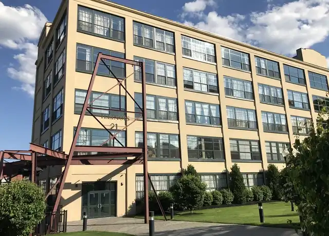 Property at 21 Illinois St #404, Worcester, MA, 01610, 1 bed, 1 bath, [object Object]
