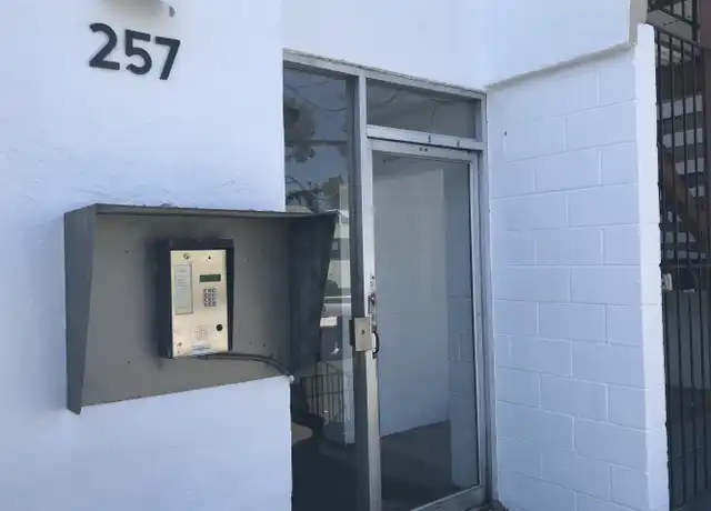 Property at 257 Athol Ave Unit 11, Oakland, CA, 94606, 2 beds, 1 bath, [object Object]