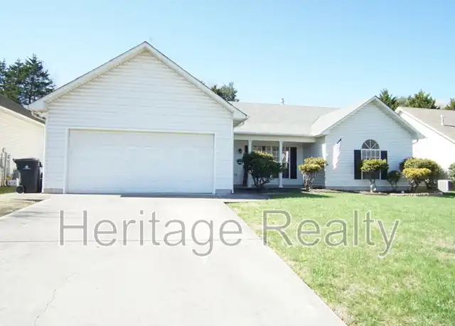 Property at 5425 Crooked Pine Ln, Knoxville, TN, 37921, 3 beds, 2 baths, [object Object]