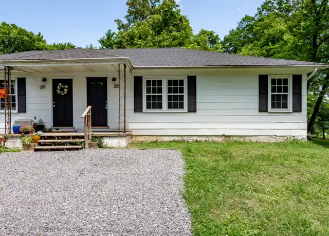 Property at 225 Vreeland St Unit 1, Red Bank, TN, 37415, 2 beds, 1 bath, [object Object]