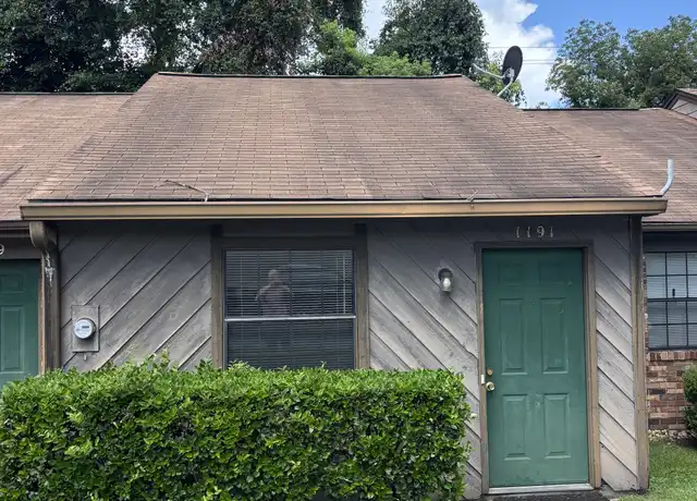 Property at 1191 Ocala Rd, Tallahassee, FL, 32304, 1 bed, 1 bath, [object Object]