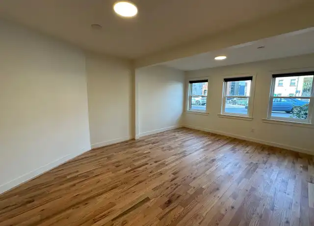 Property at 1415 Main St Unit 1, Cincinnati, OH, 45202, 1 bed, 1 bath, [object Object]