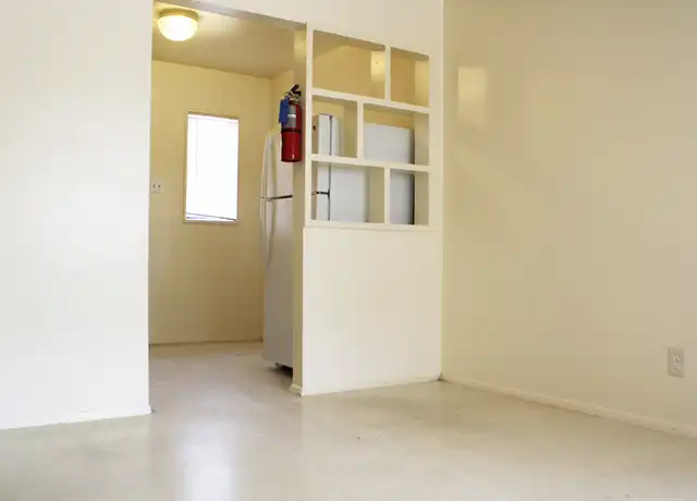 Property at 3406 Crest Ave SE Unit 6, Albuquerque, NM, 87106, 1 bed, 1 bath, [object Object]