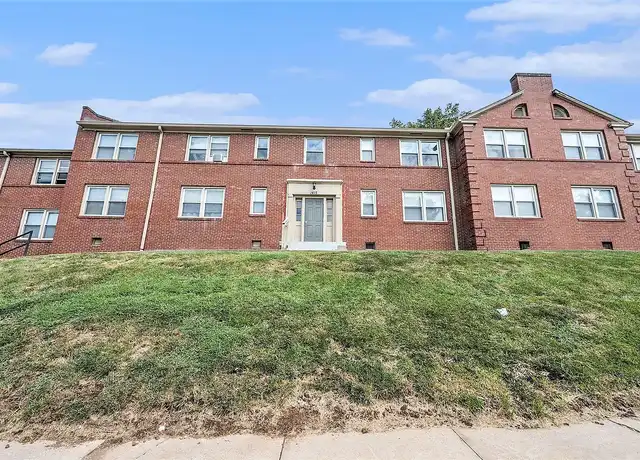 Property at Manor Ridge Apartments - 120 W Elizabeth St, Independence, MO, 64050, 1 bed, 1 bath, [object Object]