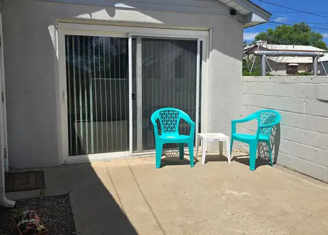Property at 404 E Hopi St, Farmington, NM, 87401, 1 bed, 1 bath, [object Object]