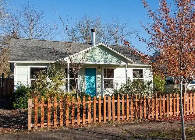 Property at 325 E 31st Ave, Eugene, OR, 97405, 2 beds, 1 bath, [object Object]