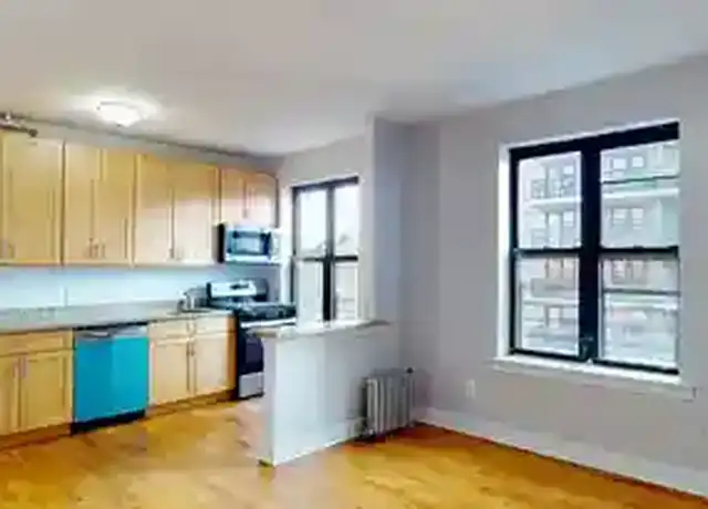 Property at 529 W 179th St, New York, NY, 10033, 3 beds, 1 bath, [object Object]