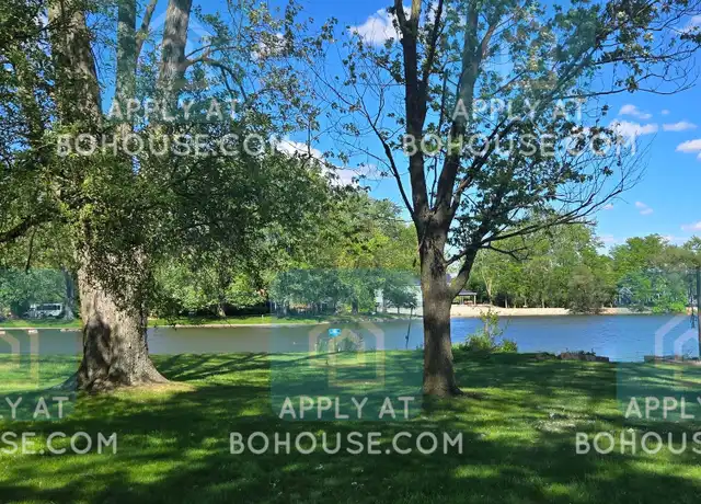 Property at 1630 Lilac Ln, Warsaw, IN, 46580, 2 beds, 1.5 baths, [object Object]
