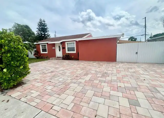 Property at 620 Monceaux Rd, West Palm Beach, FL, 33405, 4 beds, 2 baths, [object Object]