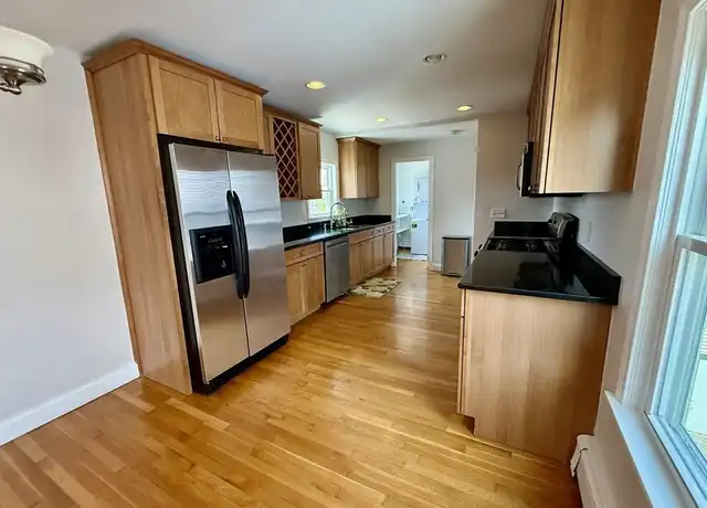 Property at 22 Dartmouth St #3, Somerville, MA, 02145, 2 beds, 1 bath, [object Object]
