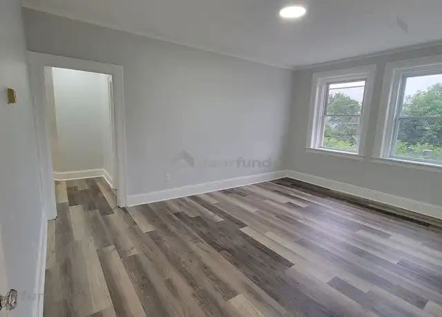 Property at 2 Marble St Unit 2, Worcester, MA, 01603, 1 bed, 1 bath, [object Object]