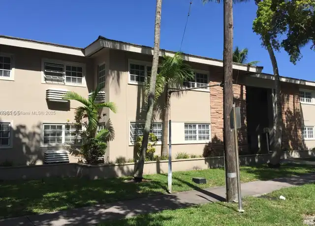 Property at 6511 Santona St Unit C2, Miami, FL, 33146, 2 beds, 2 baths, [object Object]