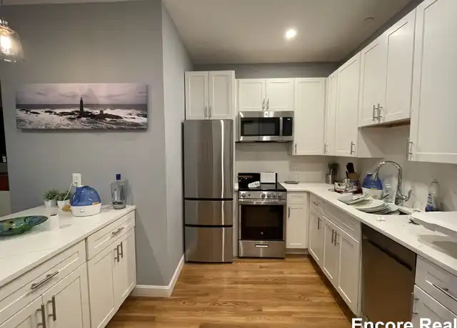 Property at 464 Beacon St Unit 3R, Boston, MA, 02115, 2 beds, 1 bath, [object Object]
