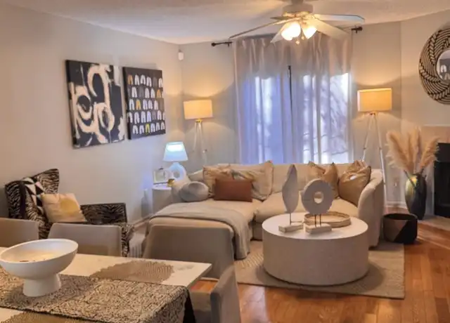 Property at 1571 Stone Rd Unit 5B, Tallahassee, FL, 32303, 2 beds, 2.5 baths, [object Object]